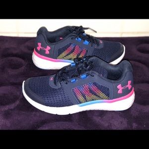 Girls Under Armour Tennis Shoes